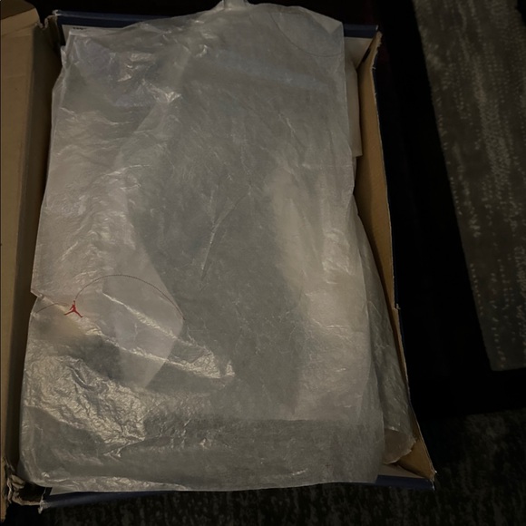 Air Jordan 12 Retro Navy and White High-Top Sneakers Size 8 - Picture 6 of 9